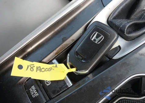 2018 Honda Accord Lx z USA, uszkodzony, nr VIN 1HGCV1F15JA231820